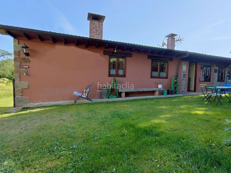 Foto db2d1563-c00d-485f-b125-719fc3b7811d. Casa con riscaldamento parcheggio piscina in Cabranes