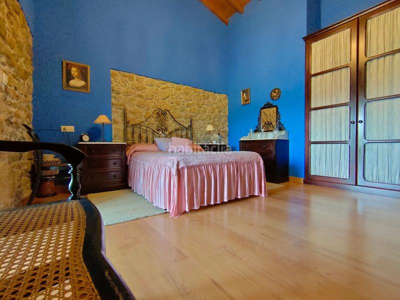 Foto db7ef7d2-50bc-4cf2-abf0-13785bca2ca3. Casa con riscaldamento parcheggio piscina in Cabranes