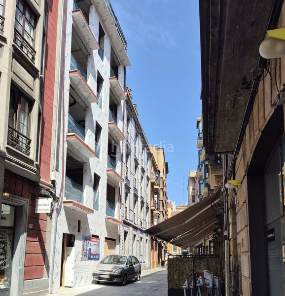 Foto fb0a9d2b-555d-45d8-85ed-8a294afc9b32. Piso en Centro Gijón