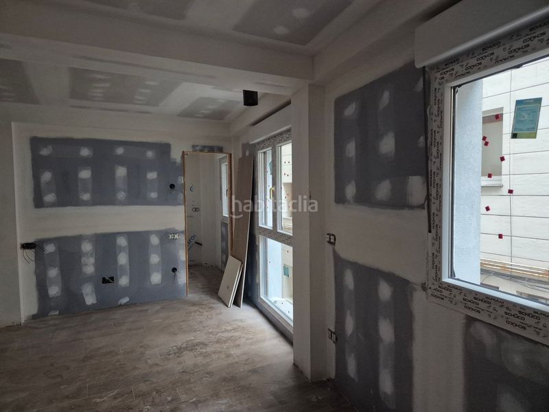 Foto 8fbdd843-370c-475e-8c69-db985a7639ba. Pis amb calefacció piscina a Centro Gijón