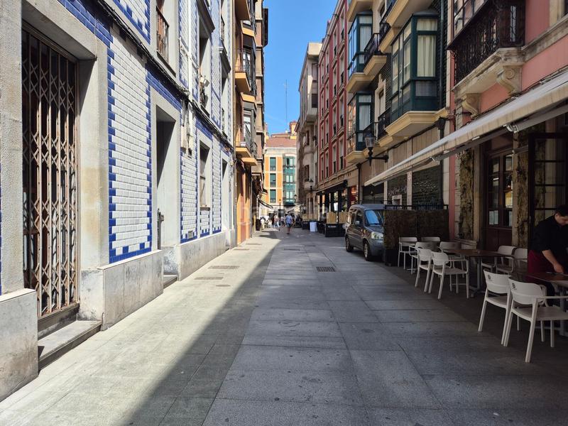 Foto d4ab41f2-3326-4669-aede-80aaf8e425e5. Etagenwohnung mit heizung pool in Centro Gijón