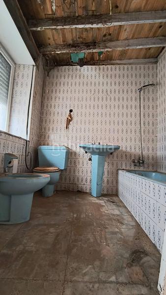 Foto 8ff34207-9c96-40f0-85c9-0ed36256d294. Casa con parcheggio piscina in Nava