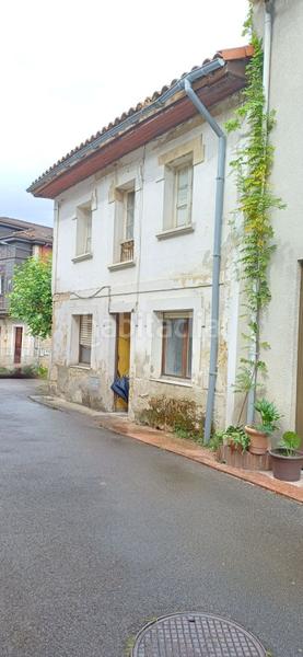 Foto 9f5b4e55-2457-4ee8-adf8-893cfb7e5570. Casa con parcheggio piscina in Nava