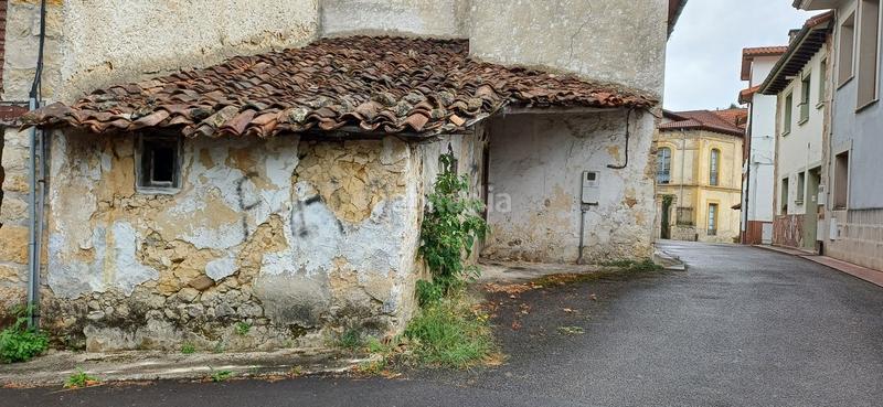 Foto bed79bd0-b53a-4892-bbec-9072e1630311. Casa con parcheggio piscina in Nava