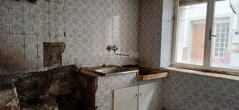 Foto fc14ebde-e1bd-41aa-9736-0fe12f70f2ad. Casa con parcheggio piscina in Nava