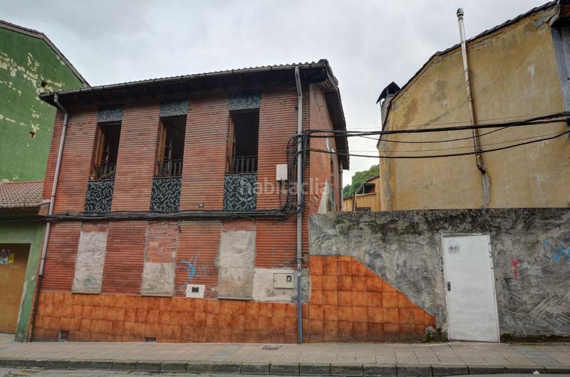 Foto be83a7f8-ca5c-4cbb-adfd-5db98670c695. Casa en Sama Langreo