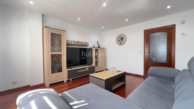 Foto 327975ee-0f0c-4dd6-a77a-3326b1c88ac9. Flat with heating parking pool in Roces Gijón