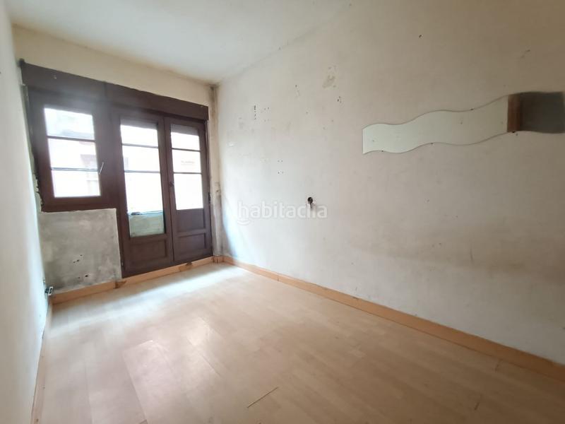 Foto 1690dba1-a3f3-4f7a-896e-e3083f15dd49. Flat with heating pool in Santo Domingo - El Campillín Oviedo