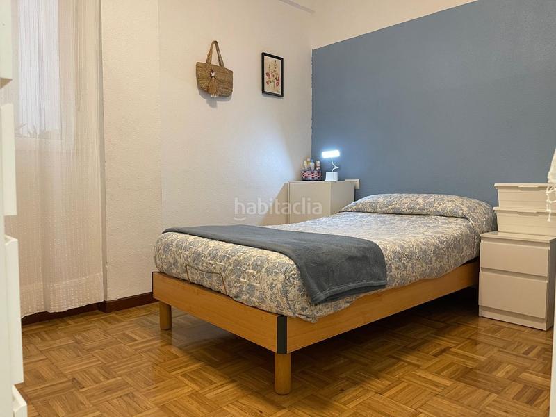 Foto d98acef1-b593-470e-be31-926be905ec57. Etagenwohnung mit heizung pool in El Natahoyo Gijón