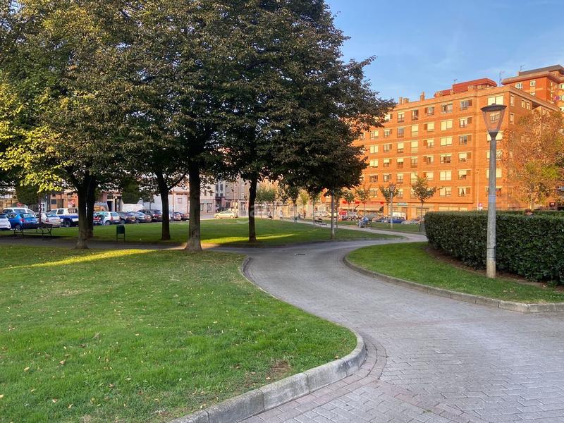 Foto 4afa1b63-dbb0-4898-a51f-13b4eae8915b. Pis amb calefacció piscina a El Natahoyo Gijón