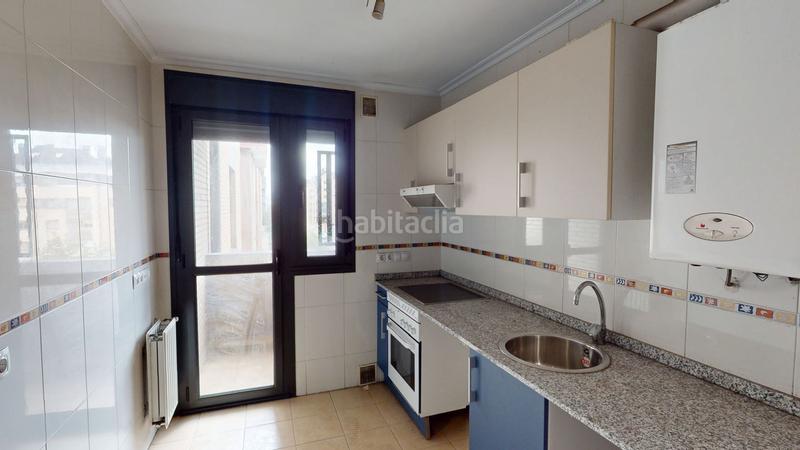 Foto fa10f3dd-cbc1-4eb1-9f34-cf8e9fa91c9e. Flat with heating parking pool in La Calzada Gijón