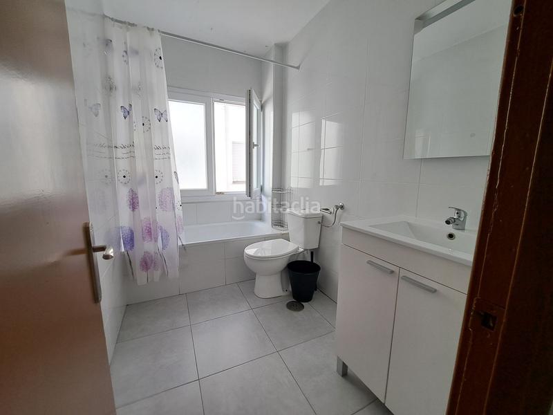 Foto fc81214d-b53e-4bd0-80d0-684cdc5fbc5b. Rent flat with pool in Llano Gijón