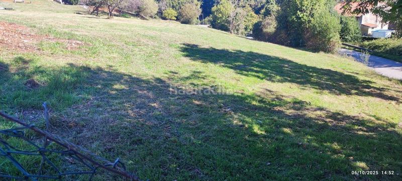 Foto f784e7ff-4e5a-40c6-95b2-552bd1e4c3c9. Terreno residenziale in Cenero Gijón