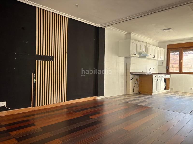 Foto c4e39bd3-e0cd-4b1f-b279-f2a6ac9d102e. Flat with heating pool in Llano Gijón