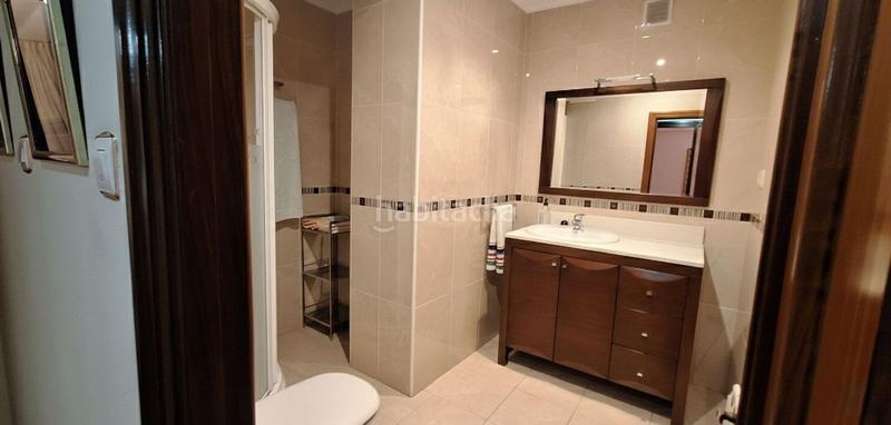 Foto 354c3427-5942-4966-a0bf-317f2908a087. Etagenwohnung mit heizung pool in Centro Gijón