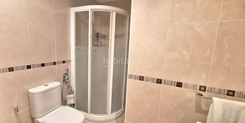 Foto fb7311bc-f6b6-452e-810b-9b9c14854824. Flat with heating pool in Centro Gijón