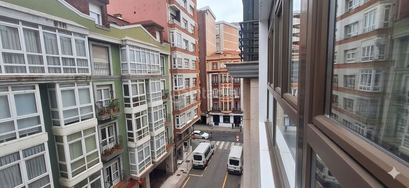 Foto 6651cc19-15c4-4d6a-8908-299165454121. Pis amb calefacció piscina a Centro Gijón