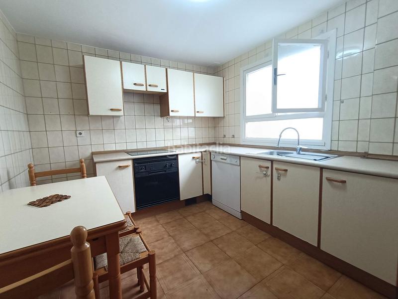 Foto 2e9fb072-58a8-4f82-9bef-31a28ee99455. Flat with heating parking pool in Vallobín Oviedo