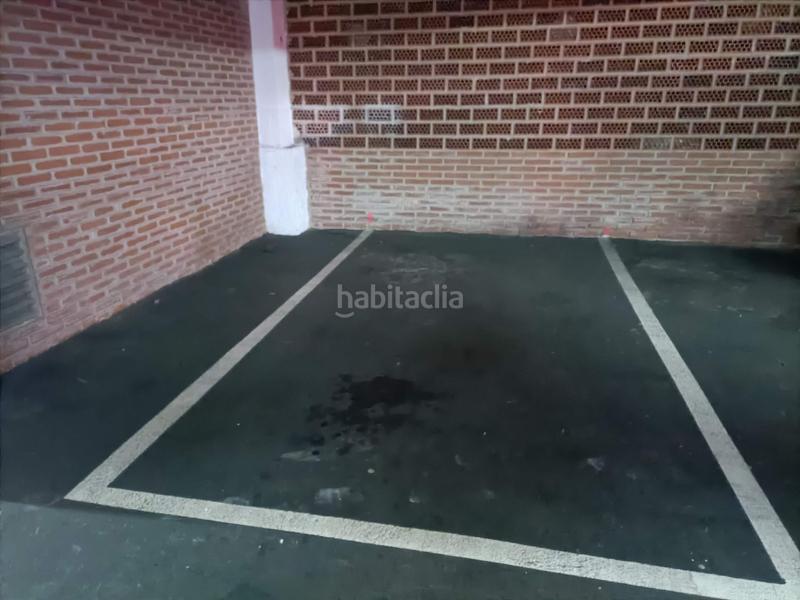 Foto bdeb1059-13fc-419c-83f9-82942e6e285e. Pis amb calefacció aparcament piscina a Vallobín Oviedo