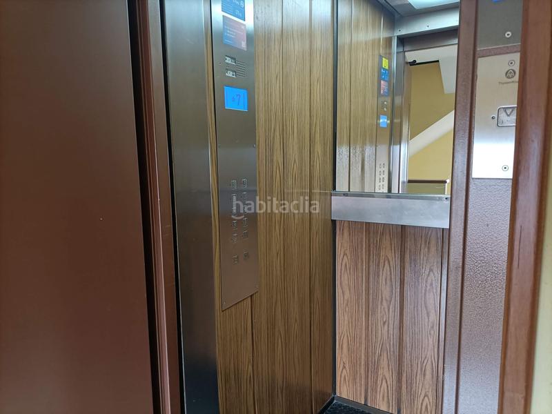 Foto 3a6a2a4e-6106-46bf-9958-f6af44e2e279. Piso en Vallobín Oviedo