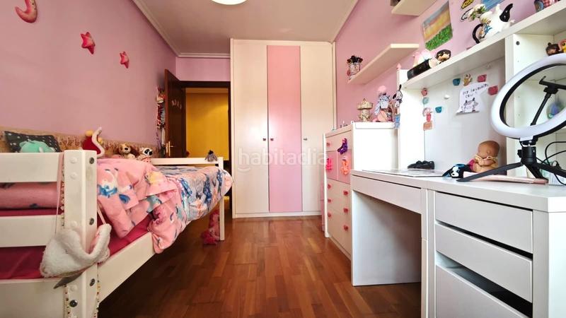 Foto c5fd0149-12d7-494b-8925-7da4588ee2bc. Flat with heating parking pool in Roces Gijón