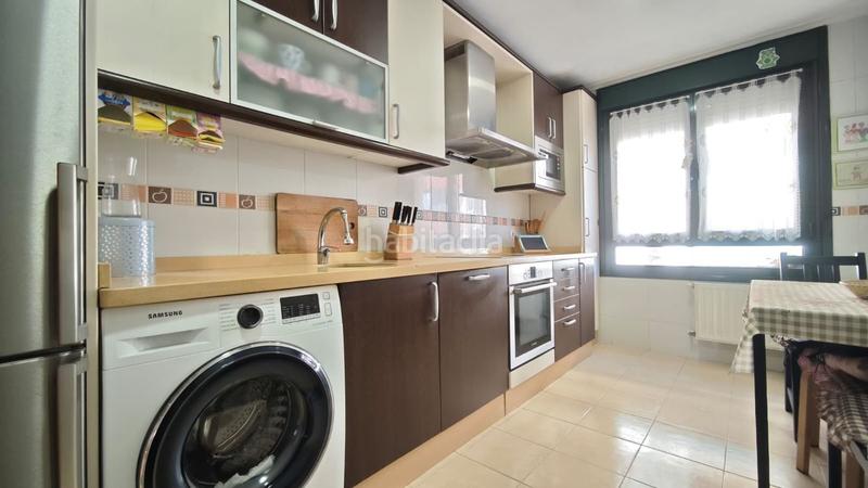 Foto cba5211d-744d-4437-abcc-fd0692e5acef. Flat with heating parking pool in Roces Gijón