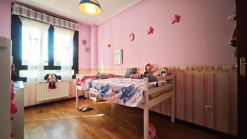 Foto e7a771b6-ce5a-46dd-b180-5947828925f6. Flat with heating parking pool in Roces Gijón
