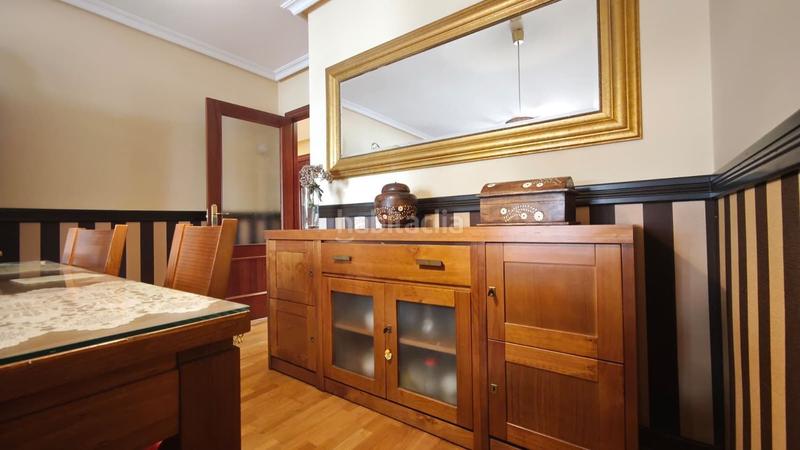 Foto 686279fd-3214-47da-aa99-13efa9b37a13. Piso en Roces Gijón