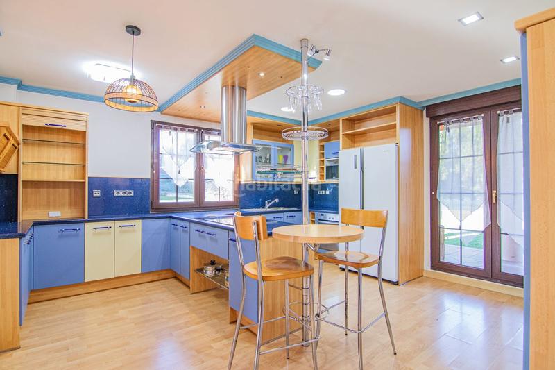 Foto e50f197f-e805-4771-9e40-fbdc19c39cfb. Casa en Porceyo Gijón