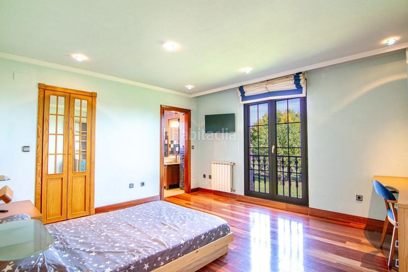 Foto 166e278e-1ee0-45f8-8673-d49c317f85f2. Haus mit heizung parking pool in Porceyo Gijón