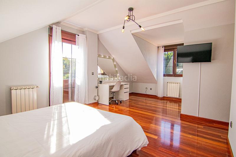 Foto 5349ebd7-d6ee-4755-a050-43bb85fc41fa. House with heating parking pool in Porceyo Gijón