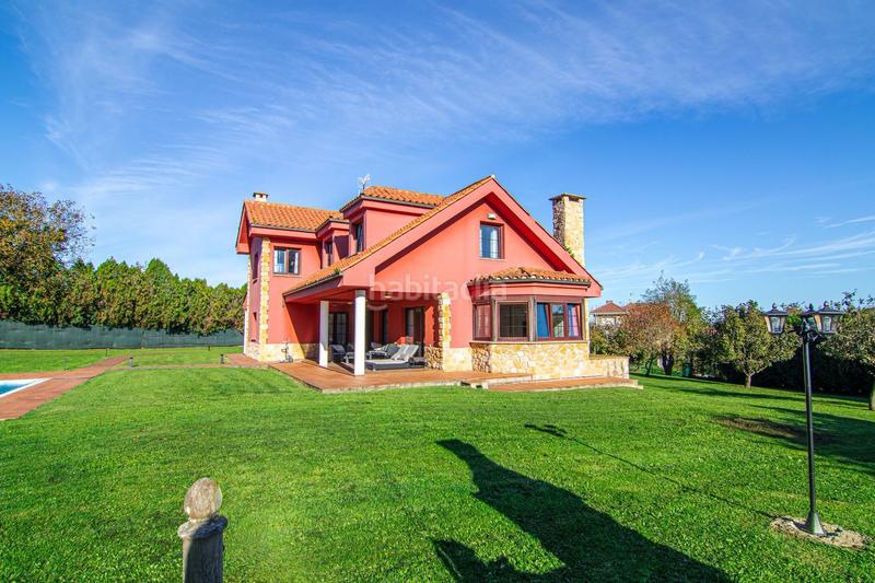 Foto 9fc6f36b-c120-4522-a6e3-5348a0bfb200. House with heating parking pool in Porceyo Gijón