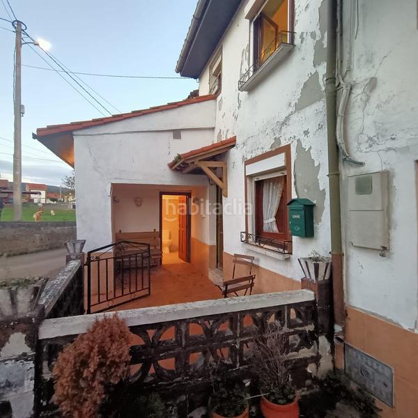 Foto a176edbd-18d1-442c-954b-596f2a89f421. Haus mit pool in Parroquias Norte Siero