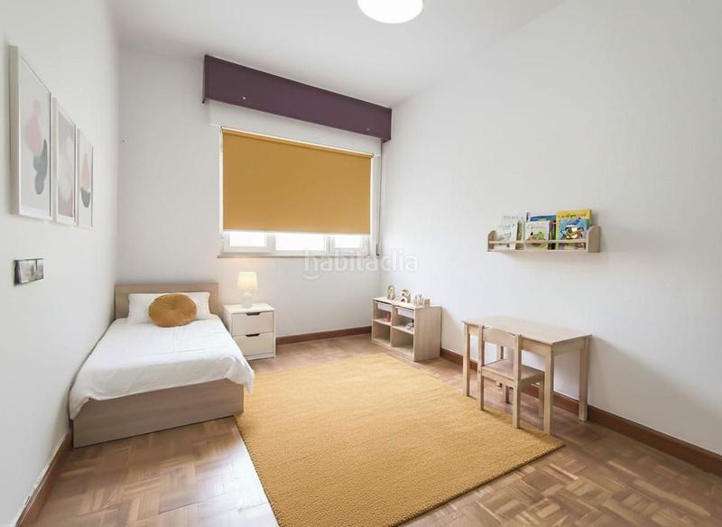 Foto 141a96a7-4e81-4fea-9107-0a86b292c7e1. Appartamento con riscaldamento parcheggio piscina in Oviedo