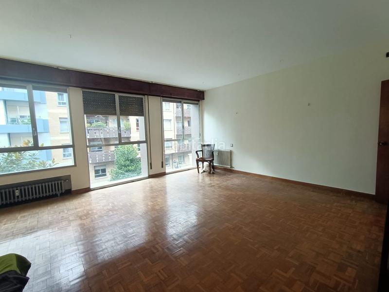 Foto 28d2bfb5-5101-4b0a-bb7b-bd0e5ee9dfad. Appartamento con riscaldamento parcheggio piscina in Oviedo