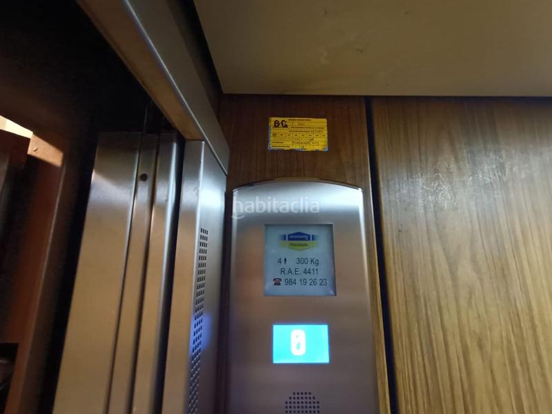 Foto 6c9d79cd-6042-4e56-861b-3fa146e87842. Appartamento con riscaldamento parcheggio piscina in Oviedo