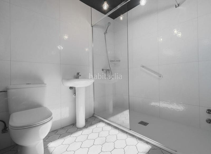 Foto 9835d794-4c95-425c-ab3a-0a4e9f675345. Appartement avec chauffage parking piscine dans Plaza de América Oviedo