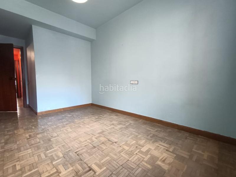 Foto 9c22047c-0855-4599-bac5-1c0af8374ac5. Piso en Plaza de América Oviedo