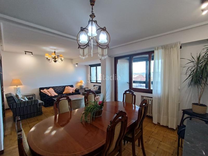 Foto 5cea5f71-479b-40fd-a91c-ccc722cf7935. Rent flat with heating pool in Centro Gijón
