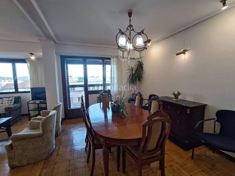 Foto 6e8924d6-f83a-44f5-93ba-c3e23c747ac9. Rent flat with heating pool in Centro Gijón