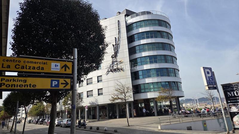 Foto d1f320f6-1279-4eb8-bf7d-f8cbb5265bf6. Flat with heating pool in El Natahoyo Gijón