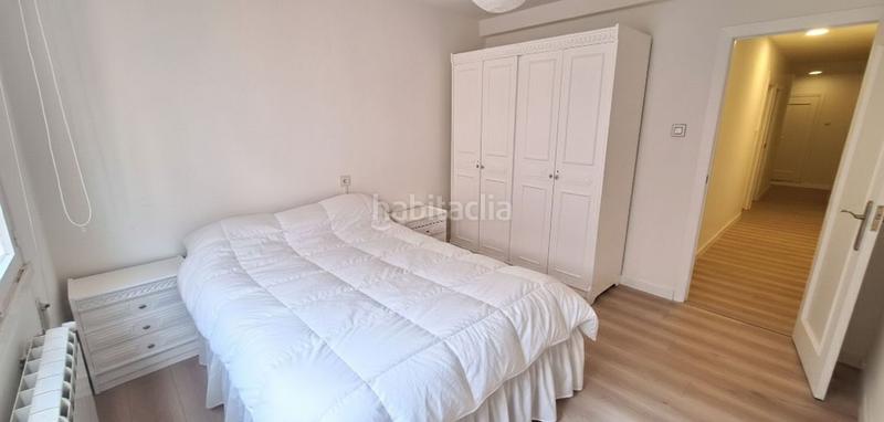 Foto 081f7096-82d0-4490-a02d-93d88cd7b327. Location appartement avec piscine dans Llano Gijón