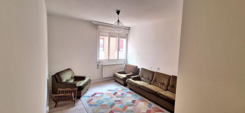 Foto 1693fa50-e21a-4c6b-9efd-c3b60d454561. Location appartement avec piscine dans Llano Gijón