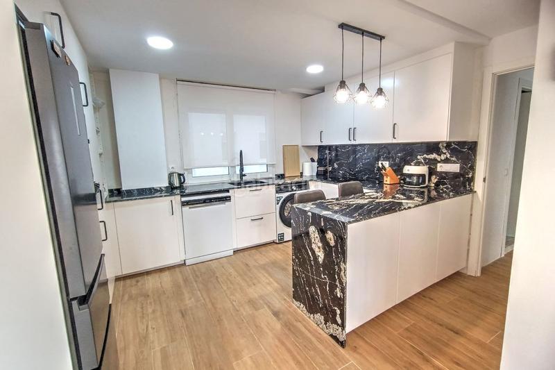 Foto dbf57427-1df1-4214-9f3b-0d82c4f3f08d. Etagenwohnung mit heizung pool in Versalles Avilés