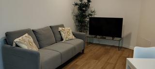 Miete Etagenwohnung  N/a