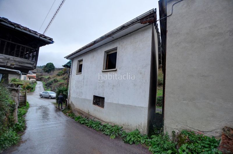 Foto 77449fa8-cb01-4d79-a513-3b8a61a71fc2. Casa amb aparcament piscina a Tineo
