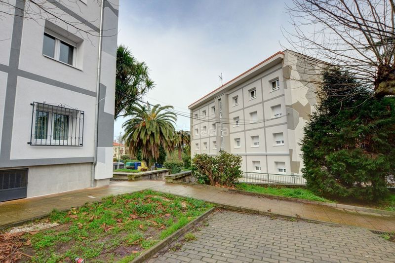 Foto 53333c0d-aa0b-4437-a3aa-1f55542f97ae. Pis amb calefacció piscina a La Magdalena Avilés