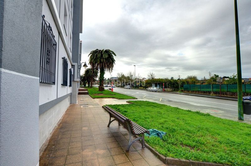 Foto 63353154-ea47-4207-bcb1-5a9110bd19aa. Pis amb calefacció piscina a La Magdalena Avilés