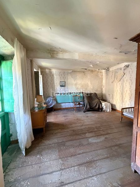 Foto 58696122-6233-463a-a86d-88e3138d0ec4. Casa amb calefacció piscina a Castropol