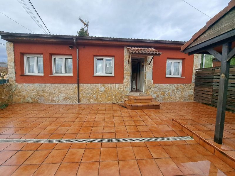 Foto 27d713ab-77fc-43da-8e88-7f52d4d6c1c6. Casa amb calefacció aparcament piscina a La Felguera Langreo